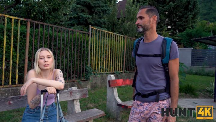 Hunt4K E38 - Mimi Cica - Lost tourists at Hunter’s home