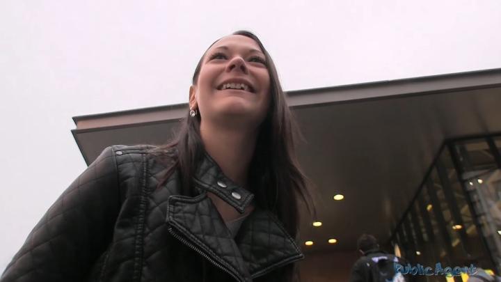 PublicAgent E89 - Hanka