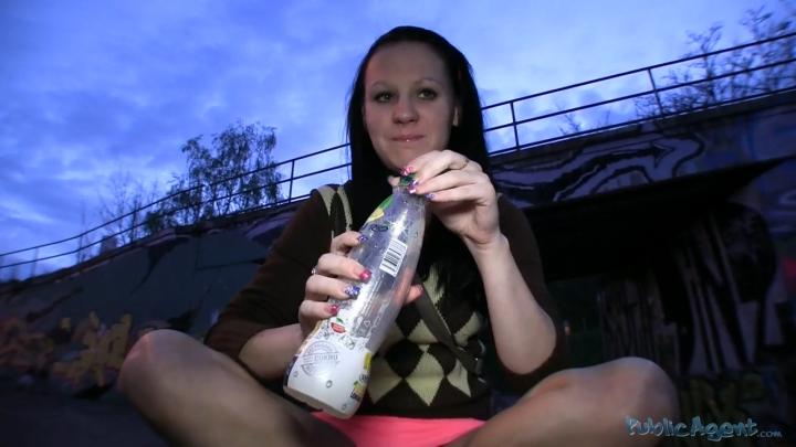 PublicAgent E85 - Sara