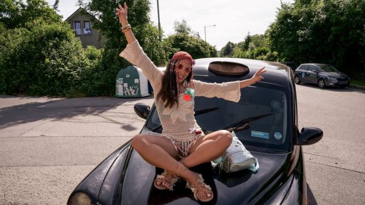 FakeTaxi - Linda Del Sol - Spanish Sex Teacher Masturbates