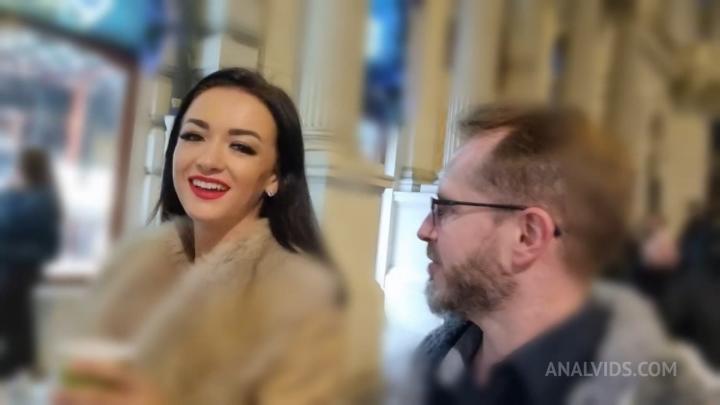 AnalVids - Fit beauty Zuzu Sweet invites tourist to hardly fuck her ass