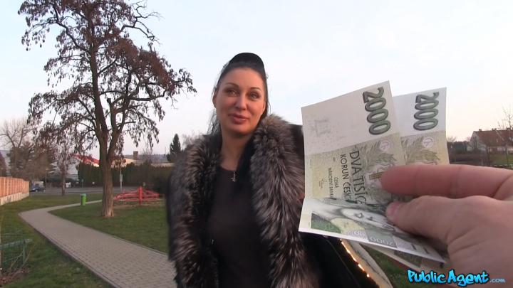 PublicAgent - Eva Ann and Thomas - Busty Babe Fucked on the Backseat