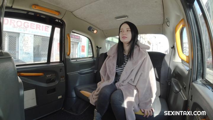SexInTaxi E52 - Darsi Devil and Steve Q - Ukrainian girl received a hot offer