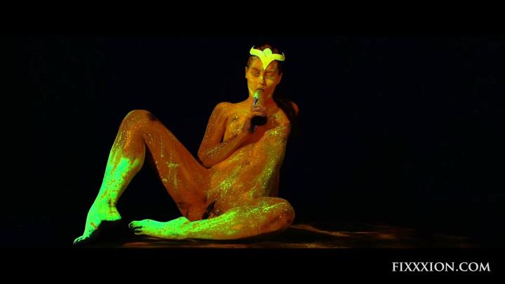 Fixxxion - Charlie Red - Goddess