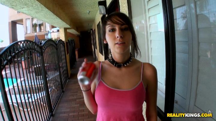 StreetBlowJobs - Luna Kitsuen - Good licking luna