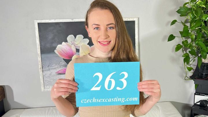 CzechSexCasting 263 - Emma Fantazy and Stanley Johnson - Horny photographer loves new faces