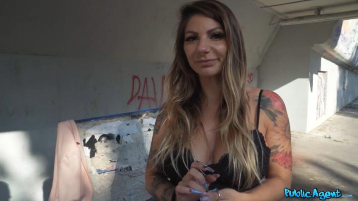 PublicAgent - Lily Veroni Fucked by BBC in Forest