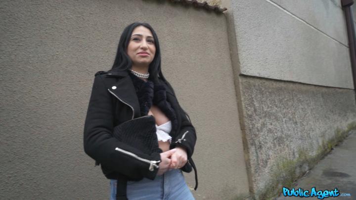 PublicAgent - Didi Zerati and Martin Gun - French wonder boobs loves big cock