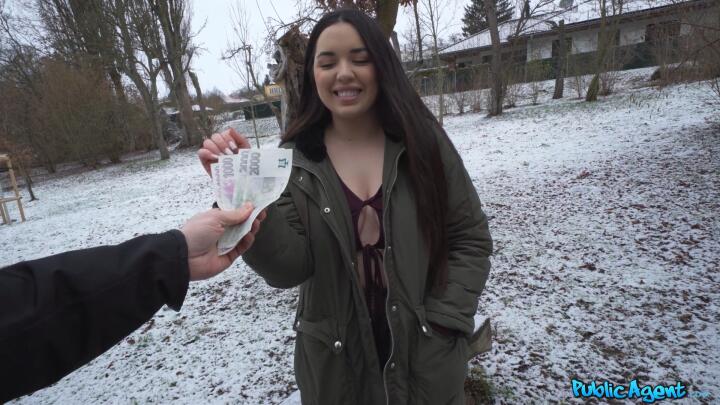 PublicAgent - Diana Rius - Curvy Latina Fucks in Boiler Room