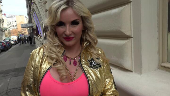 CzechStreets E108 - Jarushka Ross - Jaruska the Barbie