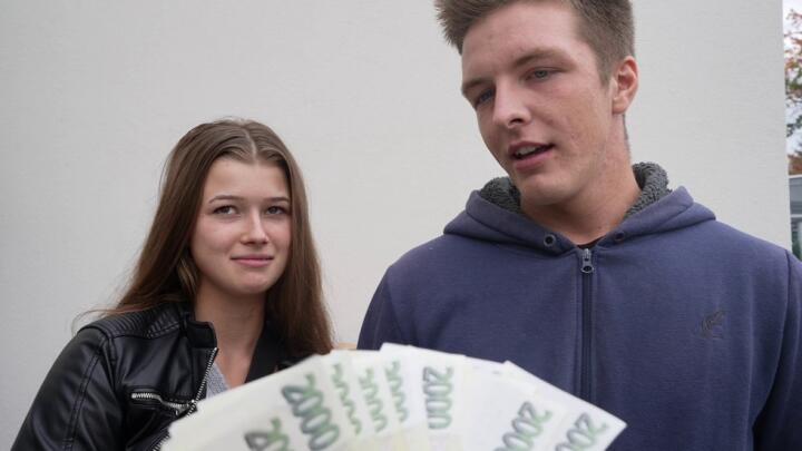 CzechStreets E141 - Paja aka Olivia Sparkle - Sold Girlfriend