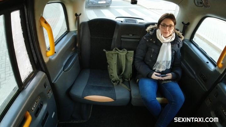 SexInTaxi E62 - Iris Bloom and Steve Q - She licked his ass to have change for the train