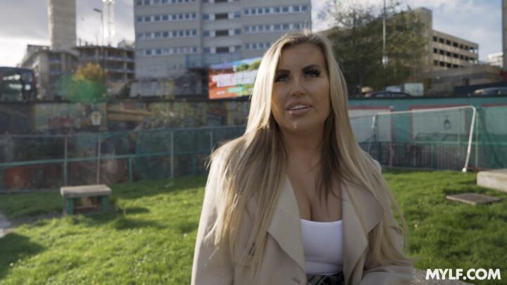 ShagStreet - Emily Blake - A Most Generous Man