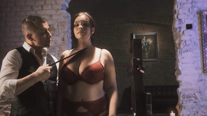 FrolicMe - Sofia Lee and Steve Q - Trust