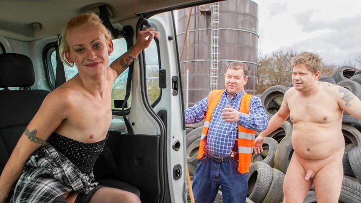 MatureVan - Peter Stallion, Rita Sweet, Pata Fire and Fanda Range - Tough work, nice fuck