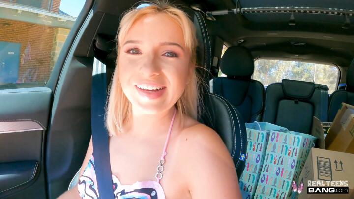 Bang! RealTeens - Maxie Mellow Fucks On The Side Of The Road