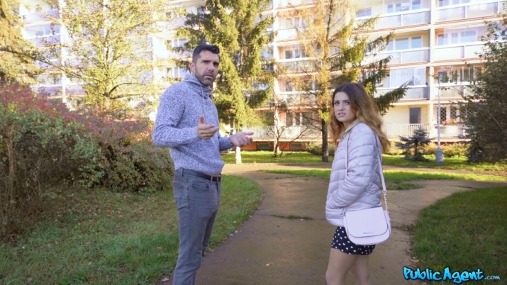 PublicAgent - Valentina Lapiedra - Big cock inside tight Spanish babe