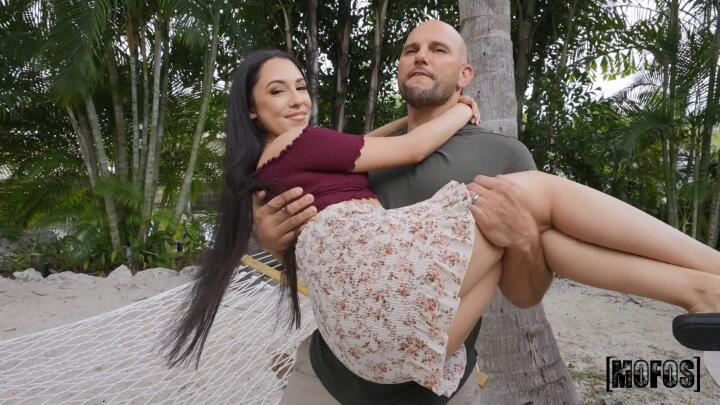 DontBreakMe - Selena Ivy and JMac - Sexy Selena Gets Fucked Until She Squirts