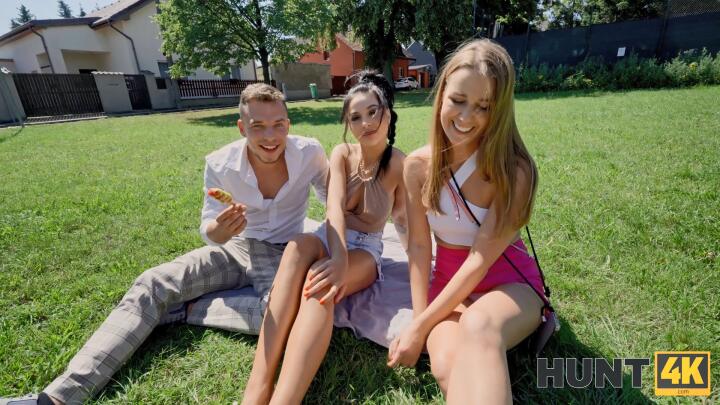 Hunt4K - Mia Trejsi, Alexis Crystal and Steve Q - Swipe Wife, Big Bummer