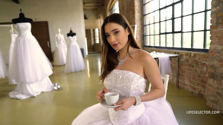 LifeSelector - Liya Silver - Virgin Bride Obsession