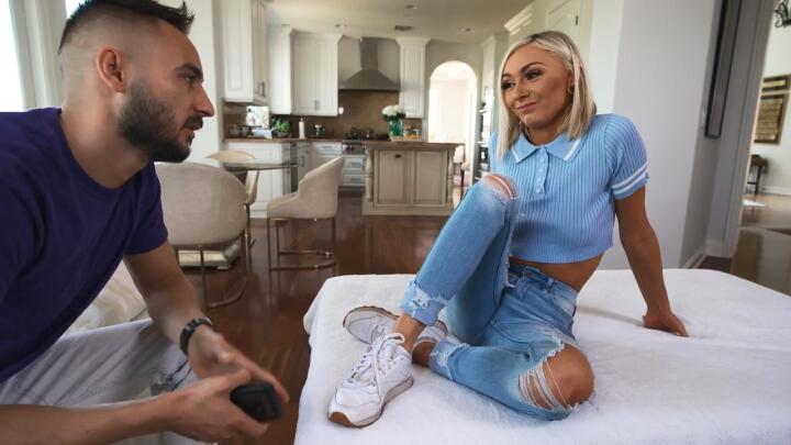 LoveHerFeet - Chloe Temple and Milan - No Shoes Policy