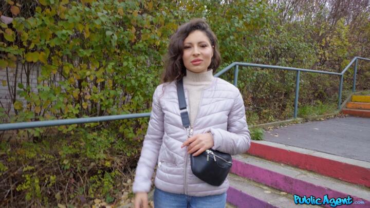 PublicAgent - Helina Dream - Big dick public blowjob and POV sex