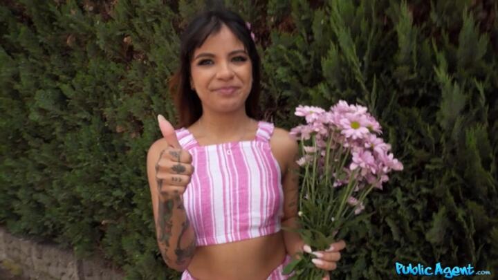 PublicAgent - Michy Perez and Martin Gun - Latina Fucked in the Garden