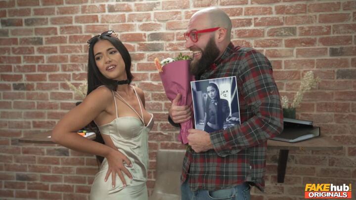 FakehubOriginals - Nuria Millan and Jonny Oblong - Celebrity Sex Doll