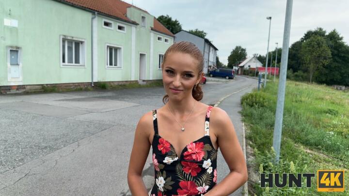 Hunt4K - Lucianna Lucci and Steve Q - My Own Red Hot Riding Hood