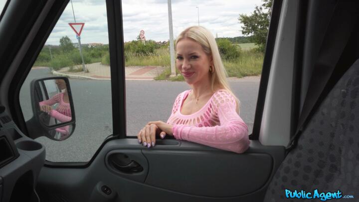 PublicAgent - Kiara Lord and Martin Gun - She's worth every penny