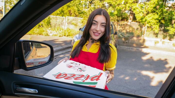 PublicAgent - Tabatha Lust and Martin Gun - Tabatha's Tasty Titties