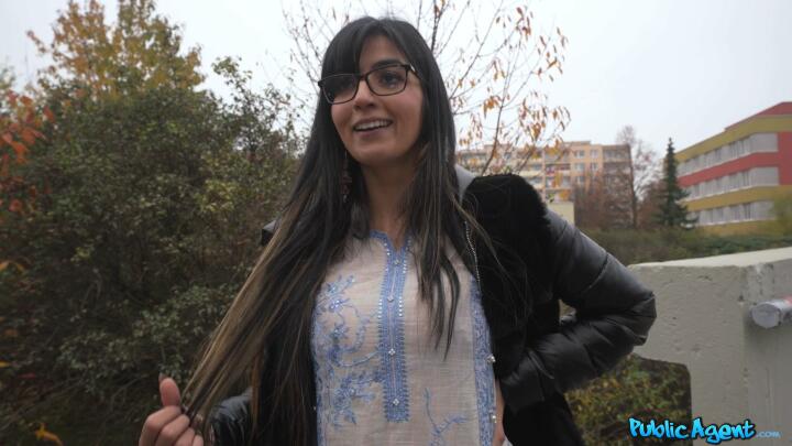 PublicAgent - Aaliyah Yasin and Denis Marti - The Present in the Pocket