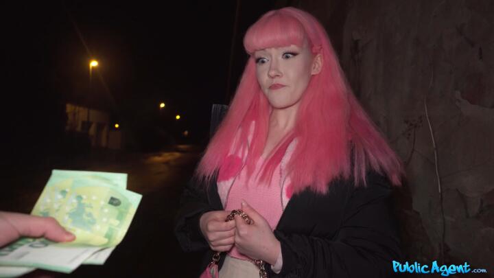 PublicAgent - Evie Rees and Yeri Blue - Unlock Me then Creampie Me