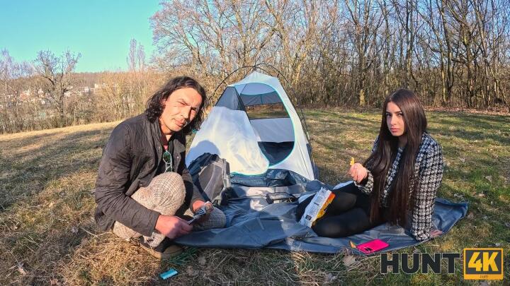 Hunt4K - Vanessa Alessia and Stanley Johnson - If the Tent’s Up, So Am I