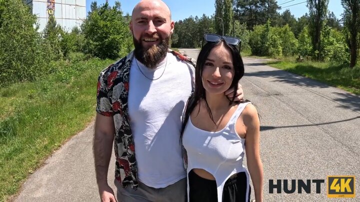 Hunt4K - Milena Ray and Stanley Johnson - Hitch to the G-Spot