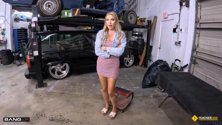 Bang! RoadSideXXX - Harper Hill and Gi Joey - Harper Hill Gets Towed to Pleasure