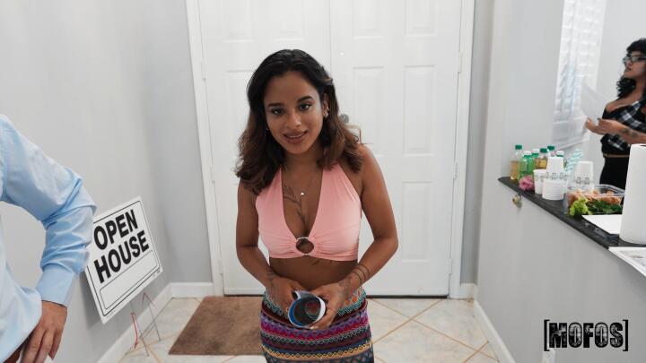 HesGotRizz - Isabella Jules, Katty Rich and Parker Ambrose - Open Blouse Open House