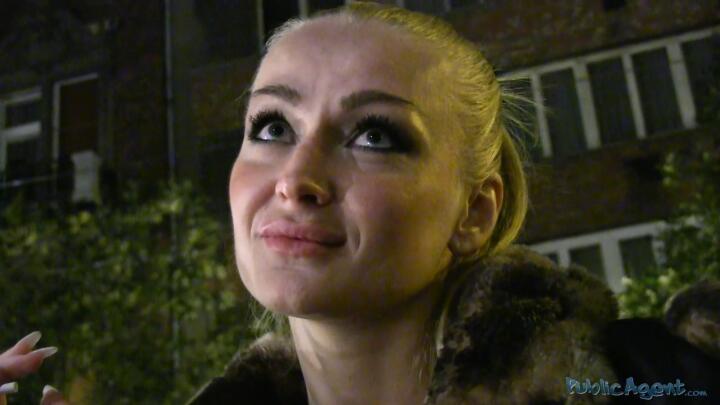 Public Agent - Kayla - E131