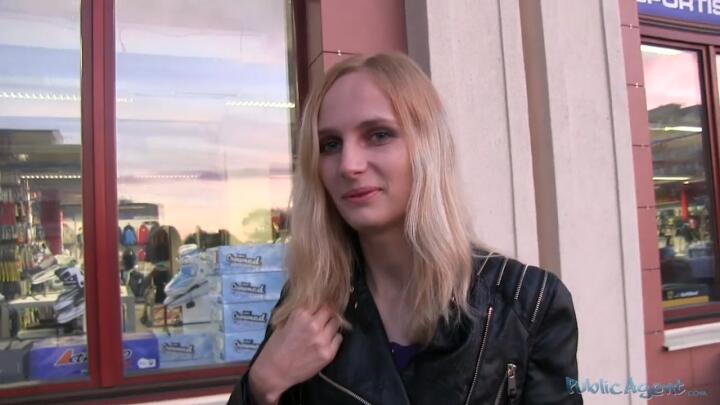 Public Agent - Jana aka Jenny Smart - E134