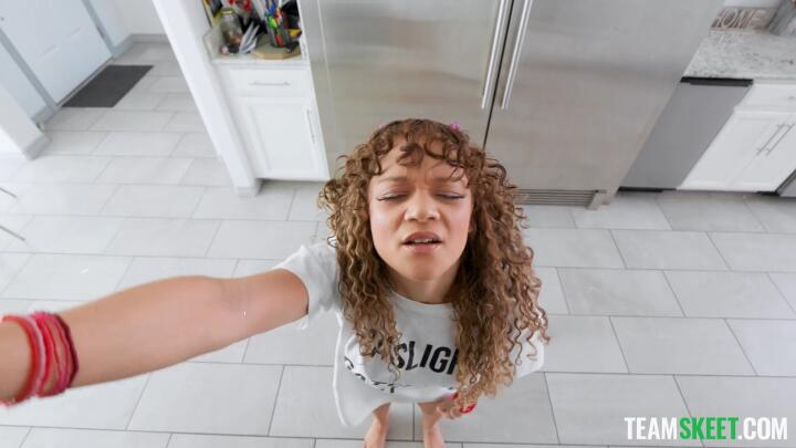 ExxxtraSmall - Kiki Cali - “You’re Like a Giant Compared to Me!” Tiny Kiki & the Springtime Heat Wave