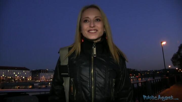 PublicAgent - Aleena - E141