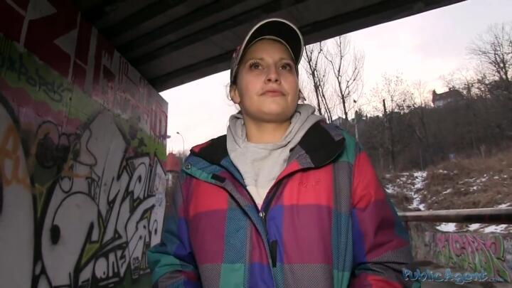 PublicAgent - Yana - E169