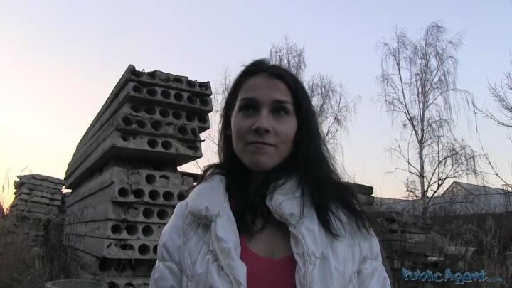 PublicAgent - Michaela - E172