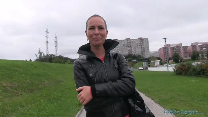 PublicAgent - Alicia - E229