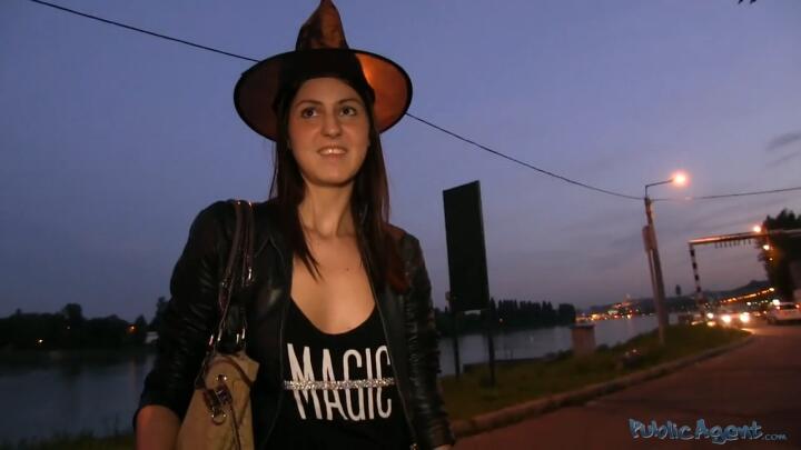 PublicAgent E232 - Meg