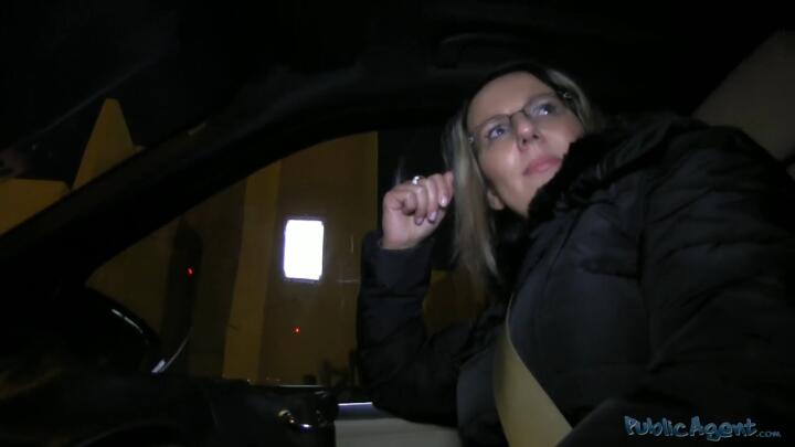 PublicAgent - Luci - E248