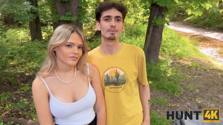 Hunt4K - Jade Jadore and Stanley Johnson - Turistas