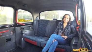 Fake Taxi - Yasmeena - Squirting screaming taxi orgasms